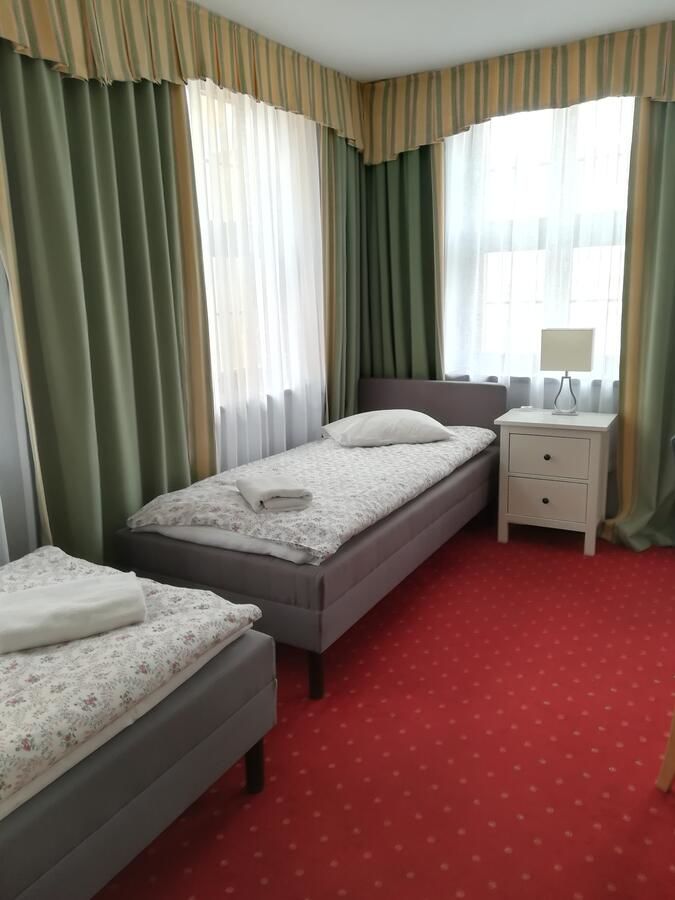 Отель Hotel pod Muzami Камень-Поморски